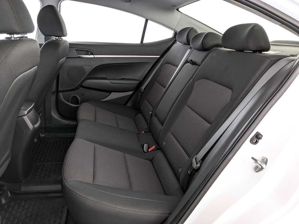 Hyundai Elantra б/у, 2019, Автоматическая. Фото: #17
