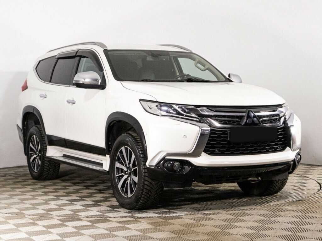 Mitsubishi Pajero Sport б/у, 2018, Автоматическая. Фото: #2