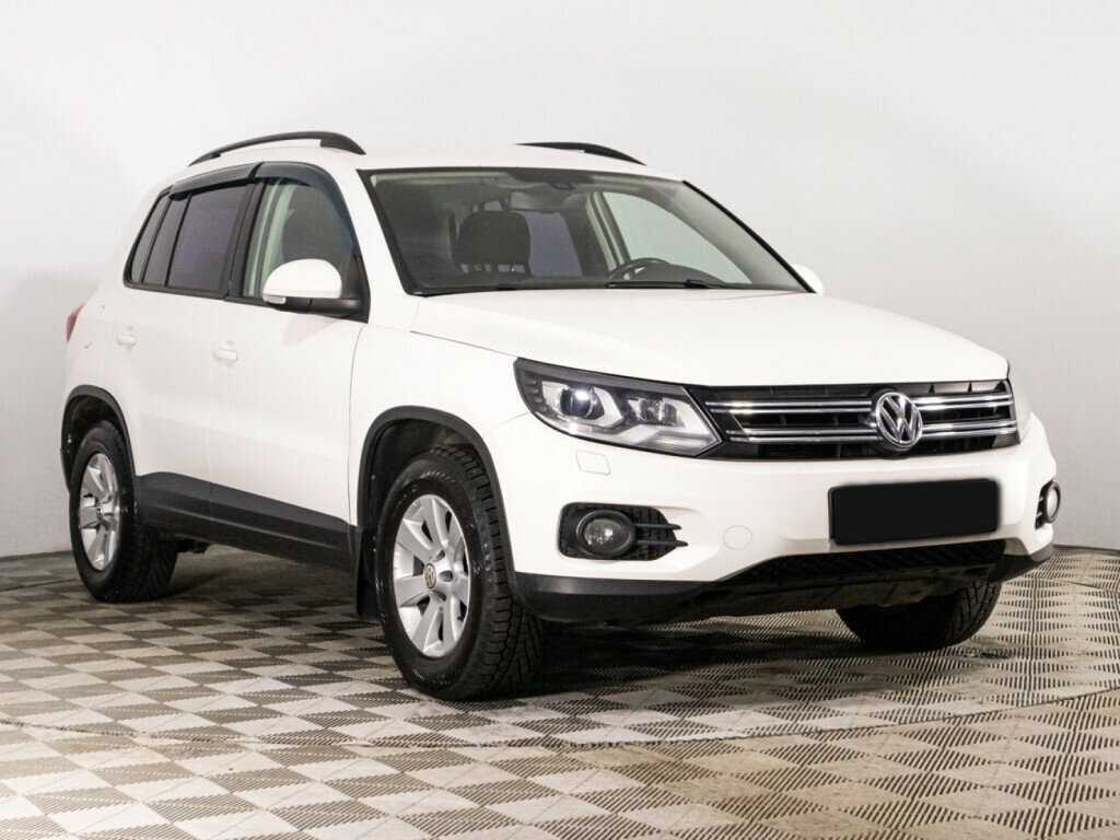 Volkswagen Tiguan б/у, 2012, Автоматическая. Фото: #2