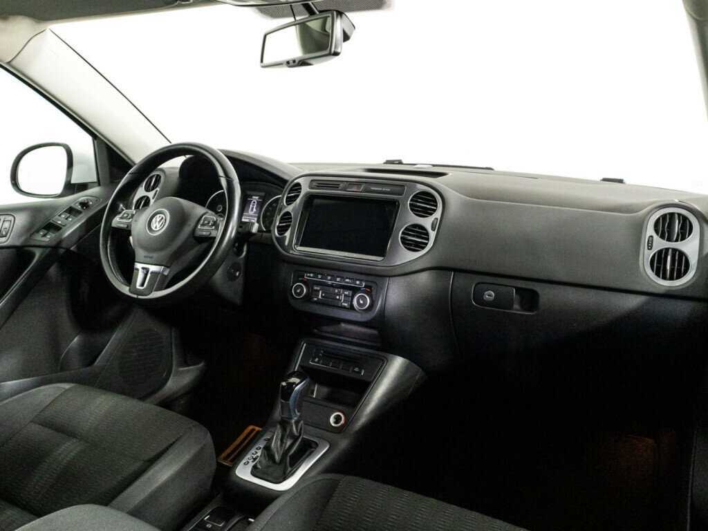 Volkswagen Tiguan б/у, 2012, Автоматическая. Фото: #8