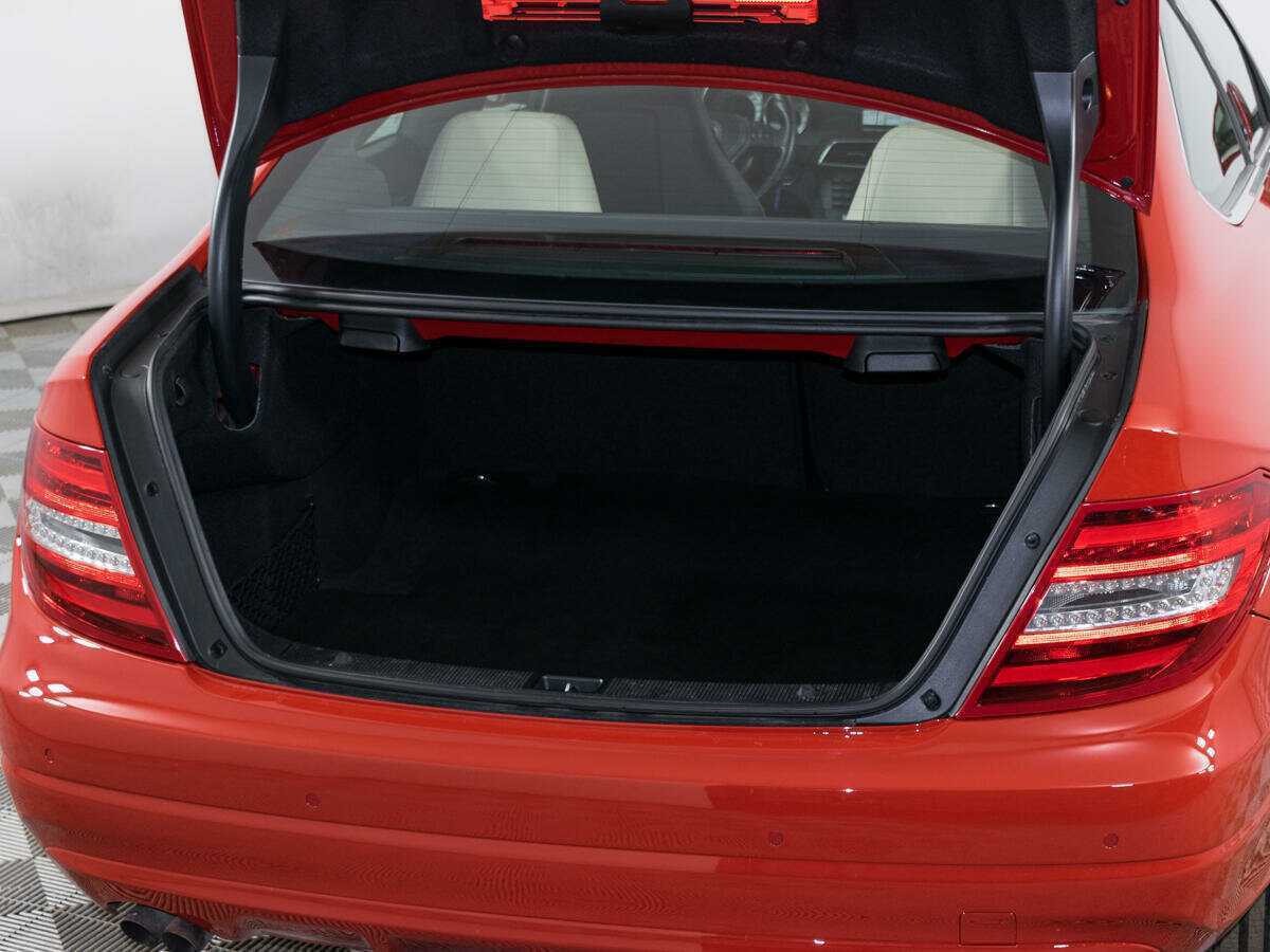 Мерседес-Бенц Ц-Класс б/у, 2012, Автоматическая. Фото: #6