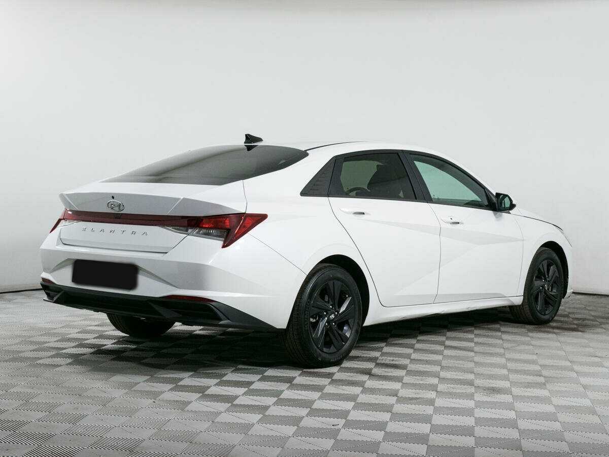 Hyundai Elantra б/у, 2021, Автоматическая. Фото: #2