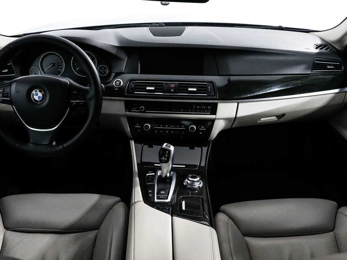 БМВ 5 серии б/у, 2012, Автоматическая. Фото: #9