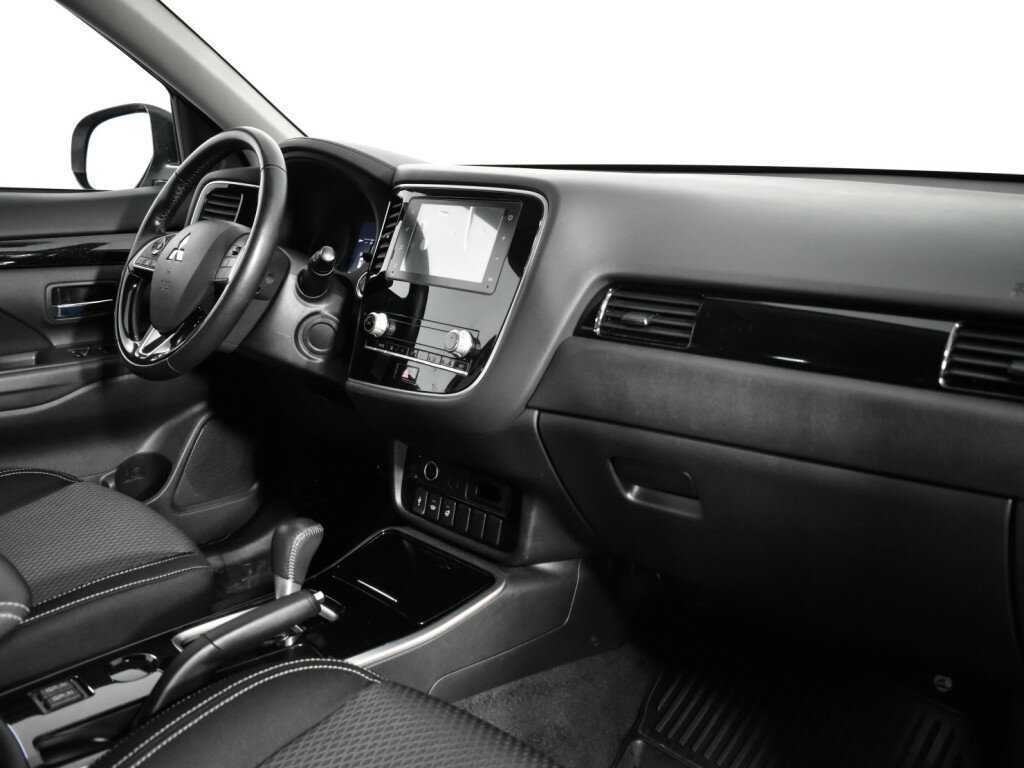 Митсубиши Оутлэндер б/у, 2020, Вариатор. Фото: #8