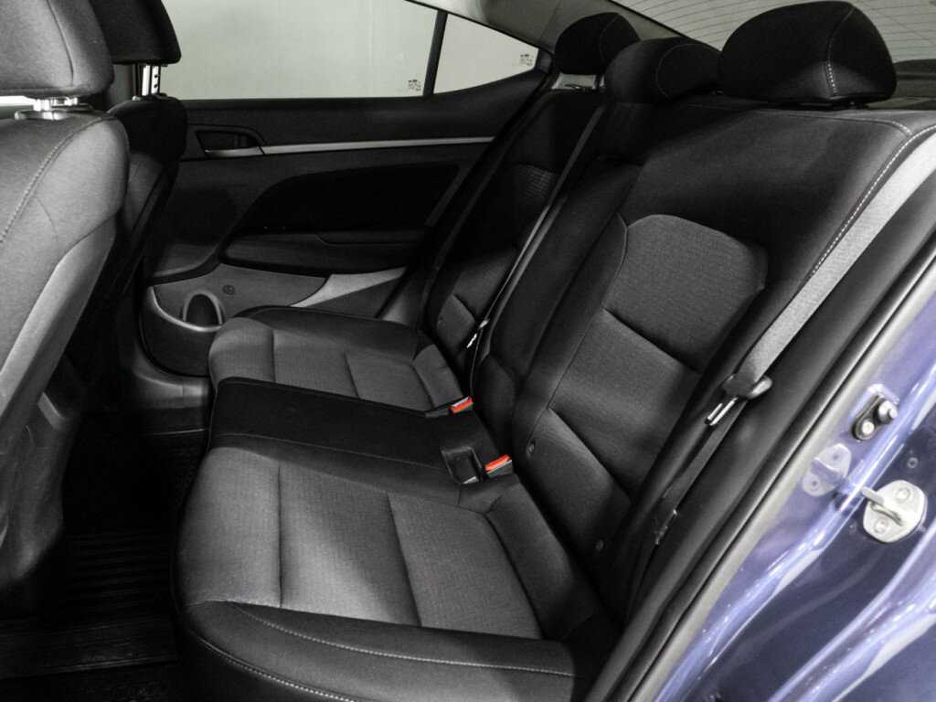Hyundai Elantra б/у, 2017, Автоматическая. Фото: #9