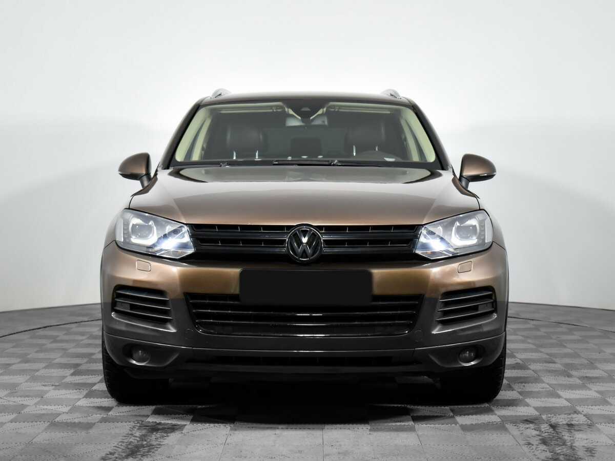 Volkswagen Touareg б/у, 2013, Автоматическая. Фото: #1