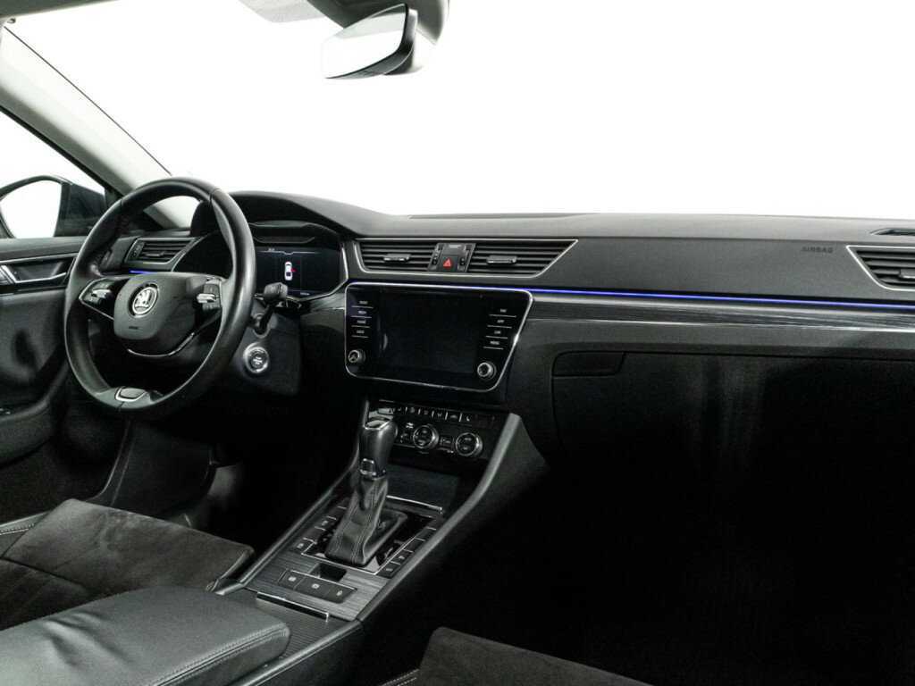 Skoda Superb б/у, 2020, Роботизированная. Фото: #8