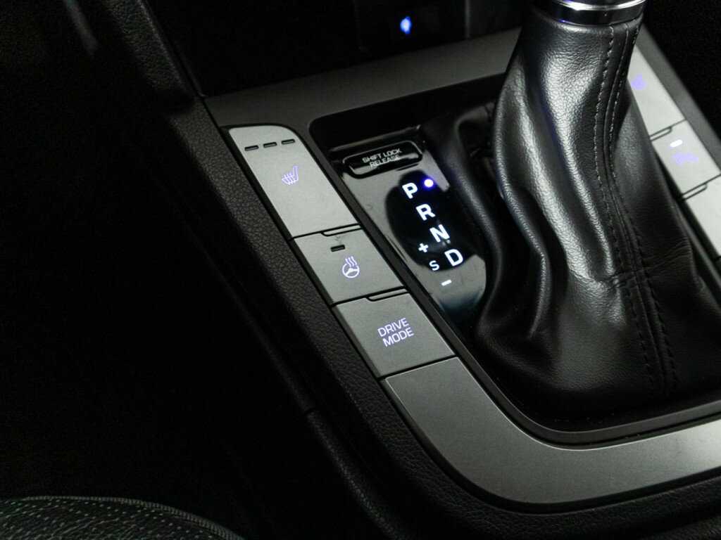 Hyundai Elantra б/у, 2019, Автоматическая. Фото: #19