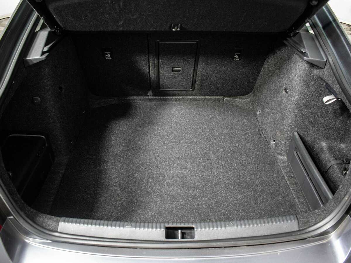 Шкода Октавия б/у, 2019, Роботизированная. Фото: #3