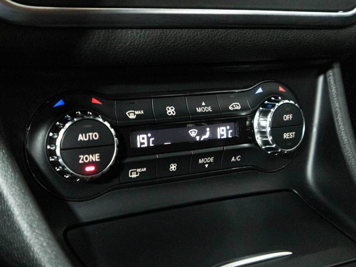 Mercedes-Benz CLA б/у, 2015, Роботизированная. Фото: #16