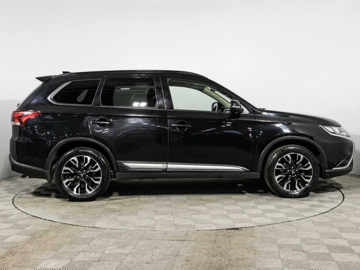 Митсубиши Оутлэндер б/у, 2021, Вариатор. Фото: #3