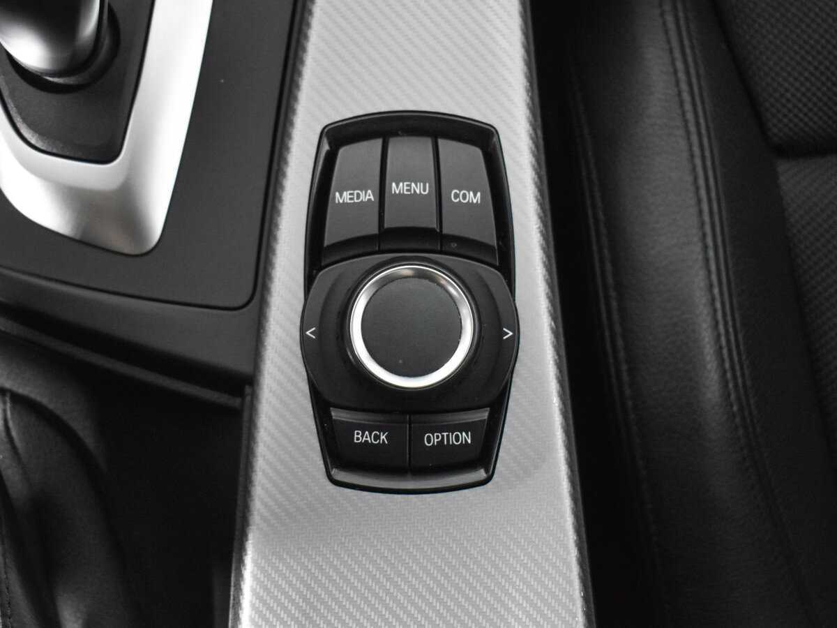 БМВ 3 серии б/у, 2017, Автоматическая. Фото: #11