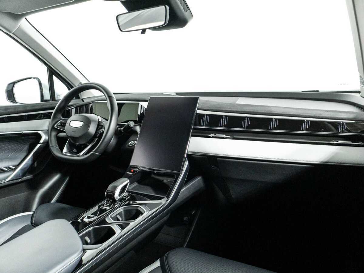 Джили Атлас б/у, 2023, Роботизированная. Фото: #8