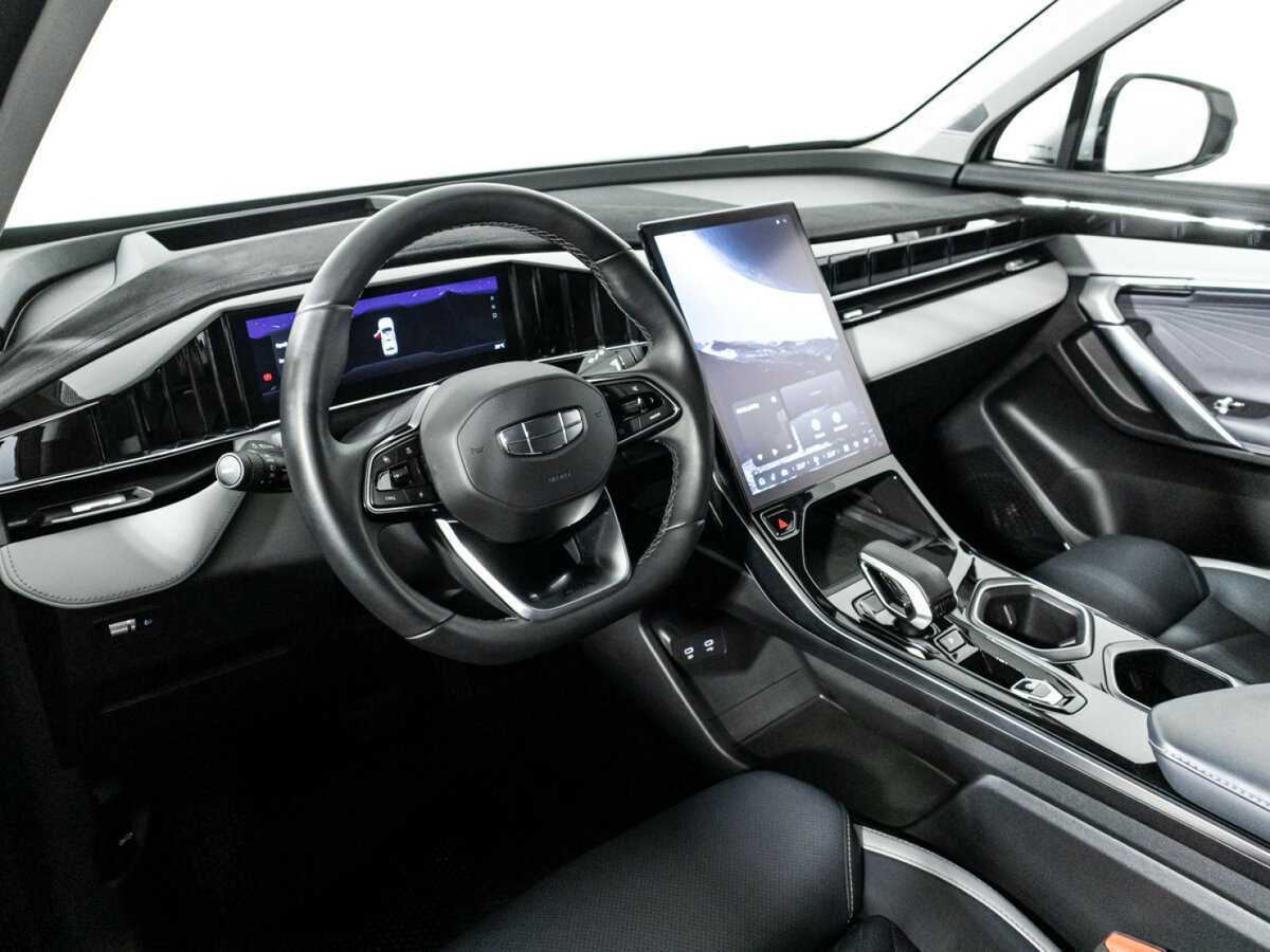 Джили Атлас б/у, 2023, Роботизированная. Фото: #10