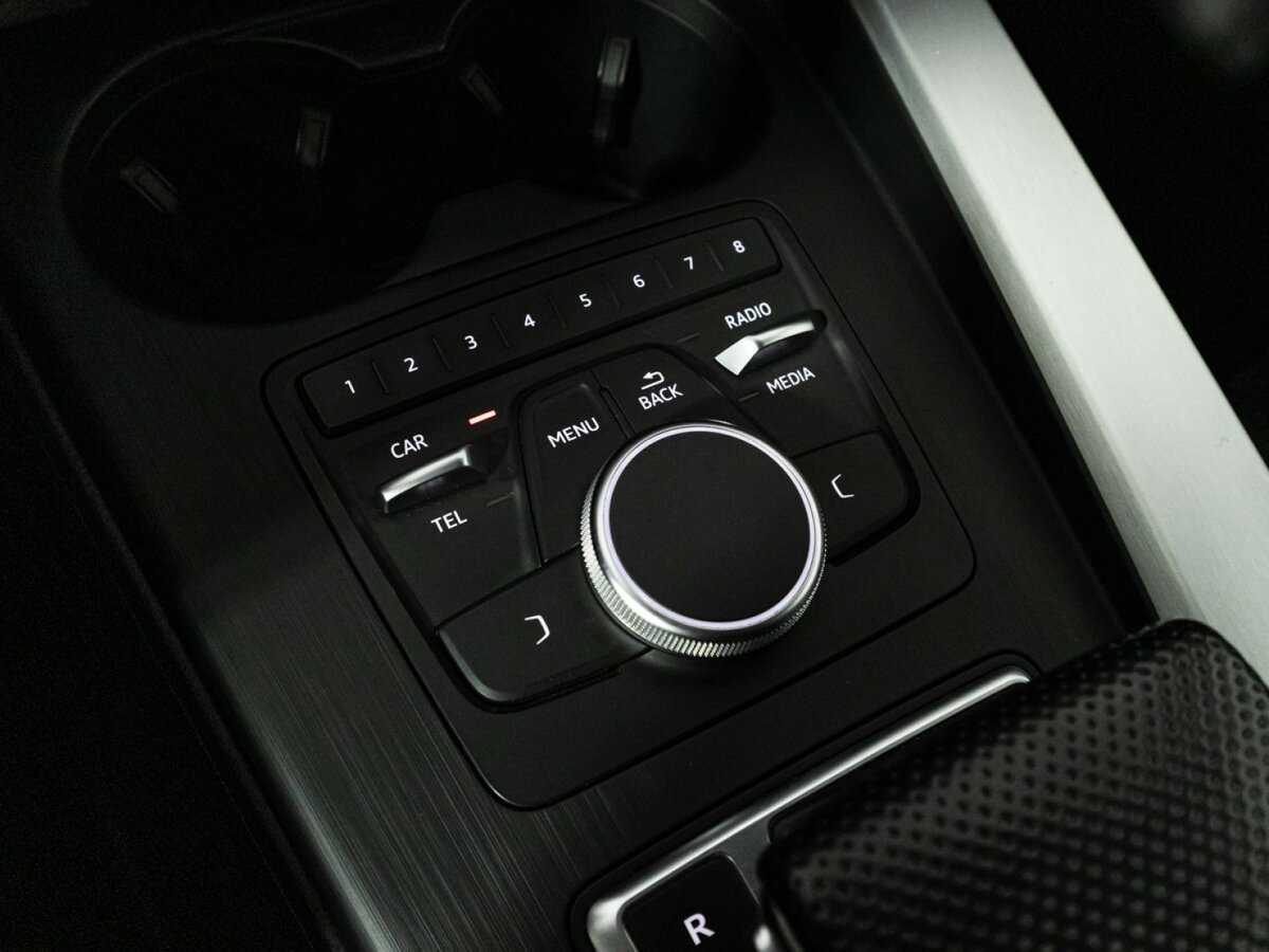 Ауди А4 б/у, 2019, Роботизированная. Фото: #17