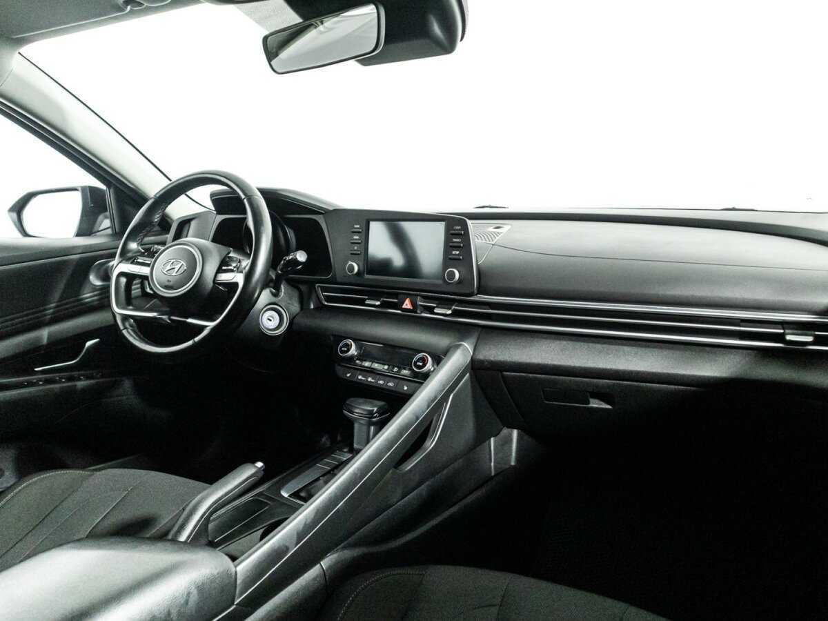 Hyundai Elantra б/у, 2021, Автоматическая. Фото: #8
