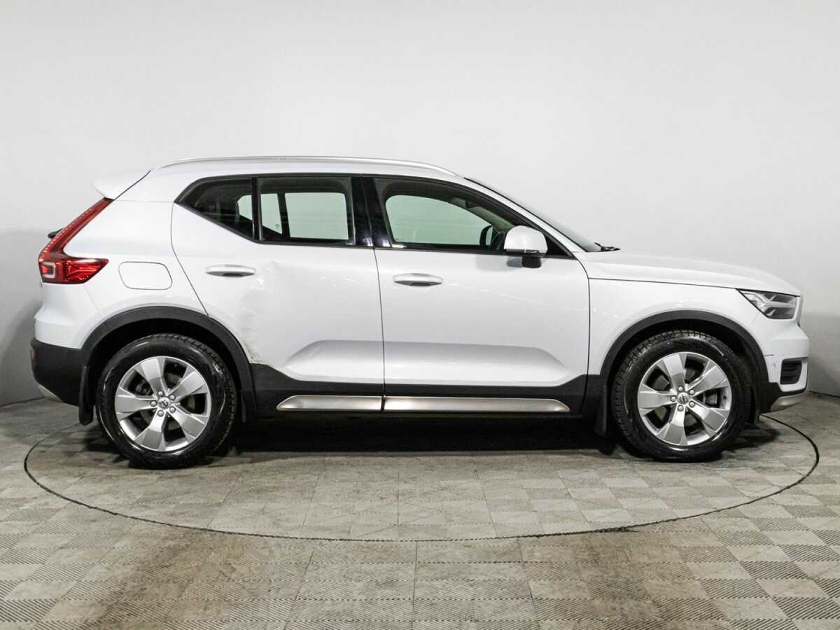 Volvo XC40 б/у, 2019, Автоматическая. Фото: #3