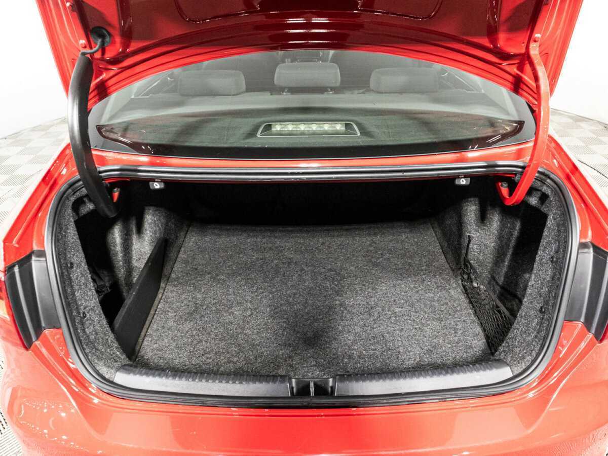 Volkswagen Jetta б/у, 2012, Механическая. Фото: #14