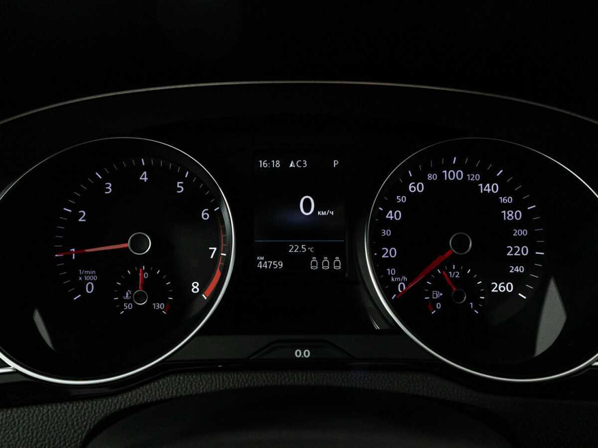 Фольксваген Пассат б/у, 2020, Роботизированная. Фото: #11