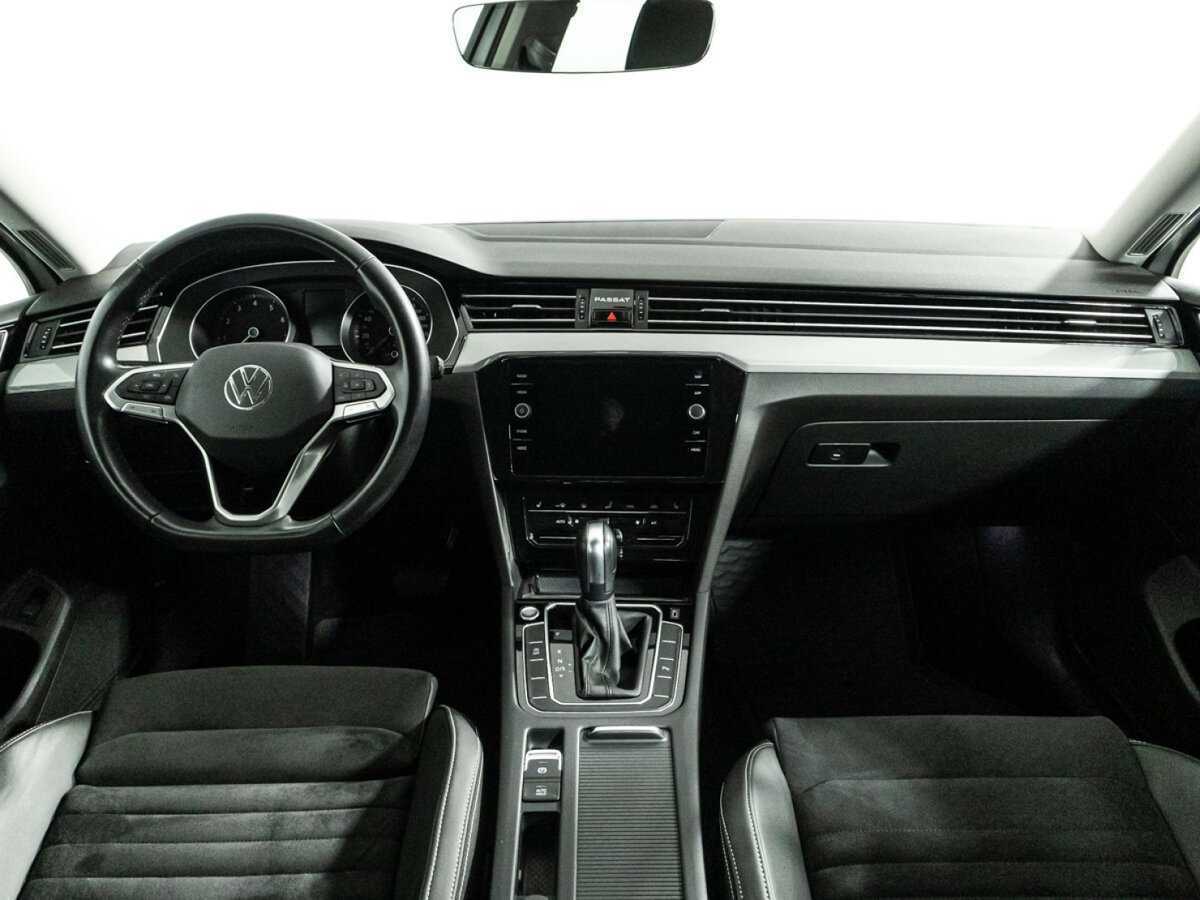 Фольксваген Пассат б/у, 2020, Роботизированная. Фото: #12