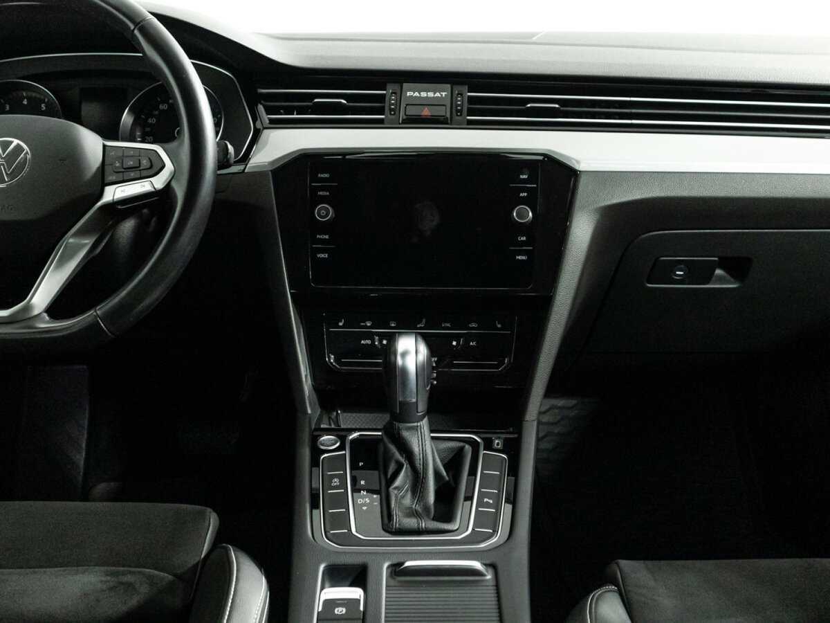 Фольксваген Пассат б/у, 2020, Роботизированная. Фото: #13