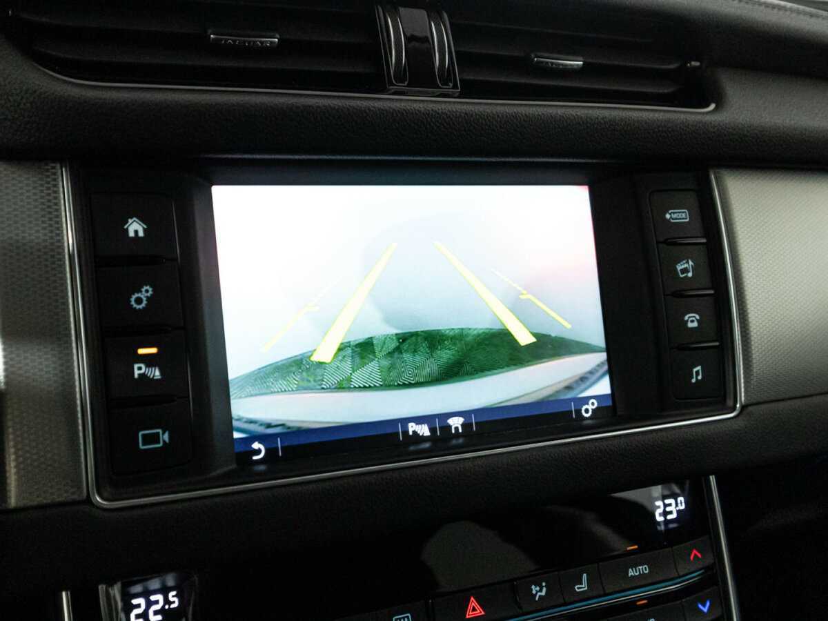 Jaguar XF б/у, 2016, Автоматическая. Фото: #17