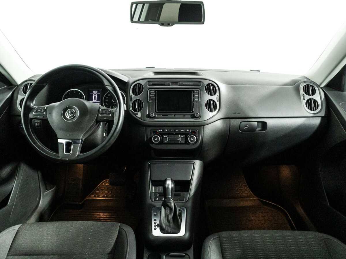 Volkswagen Tiguan б/у, 2015, Роботизированная. Фото: #12