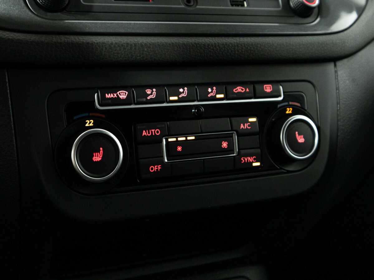 Volkswagen Tiguan б/у, 2015, Роботизированная. Фото: #16