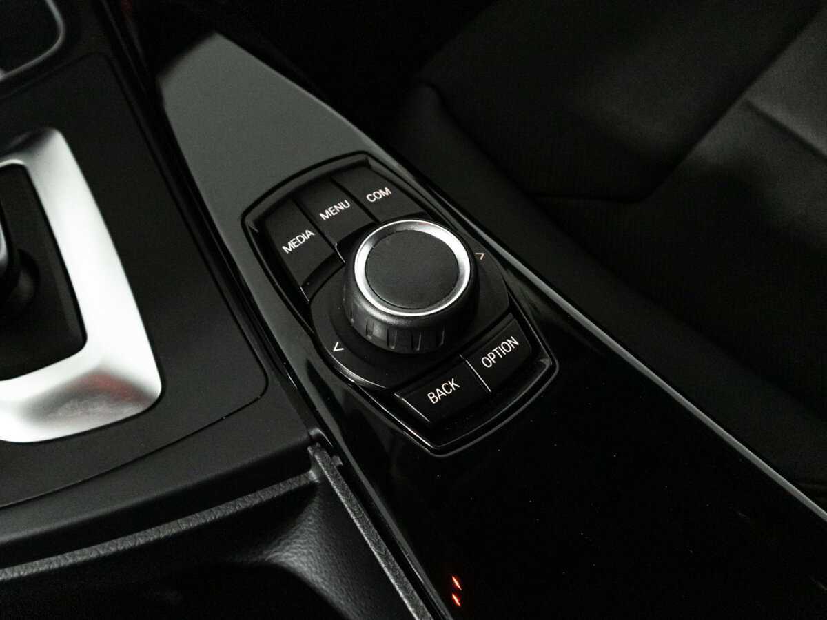 БМВ 3 серии б/у, 2018, Автоматическая. Фото: #16