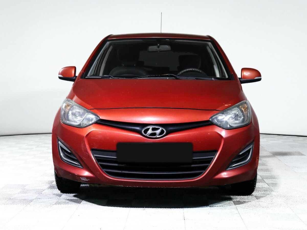 Hyundai i20 б/у, 2012, Автоматическая. Фото: #1