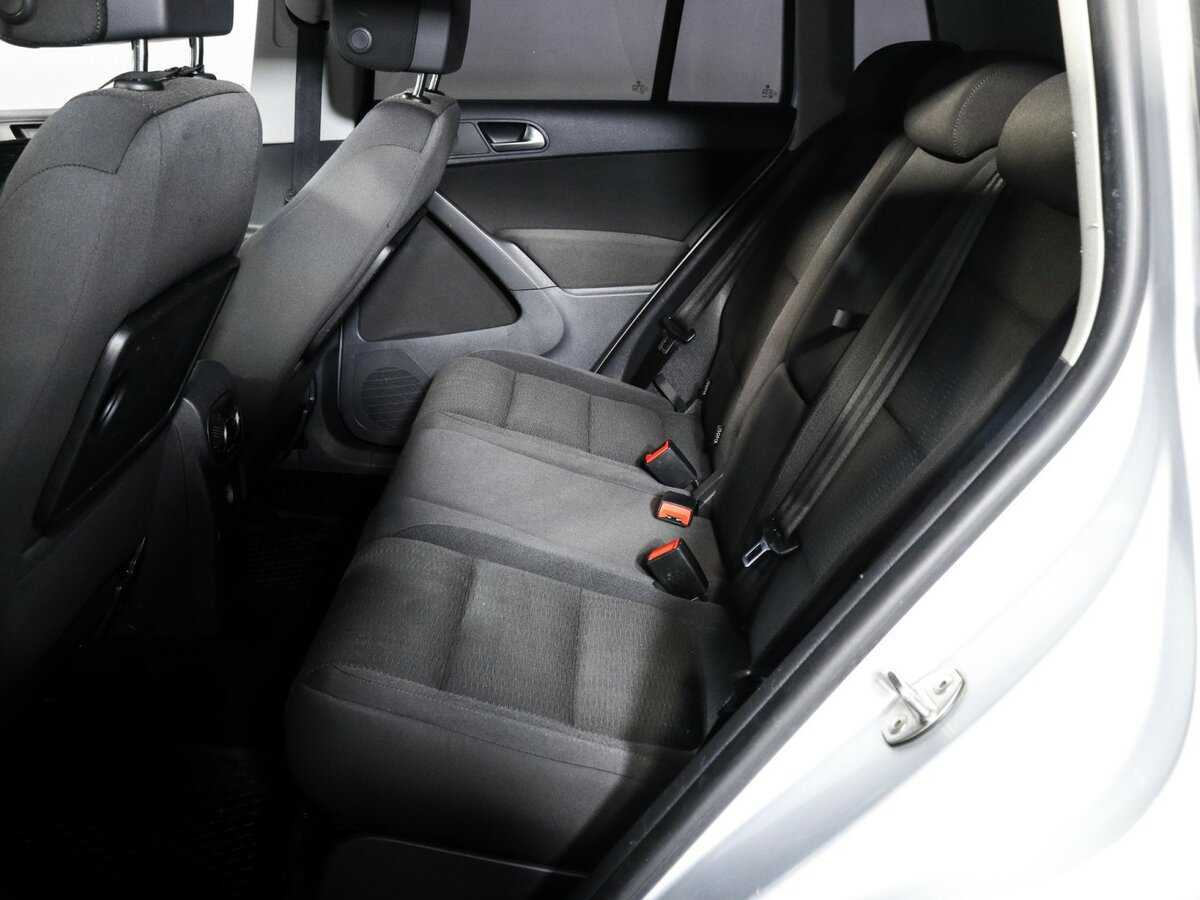 Volkswagen Tiguan б/у, 2012, Автоматическая. Фото: #6