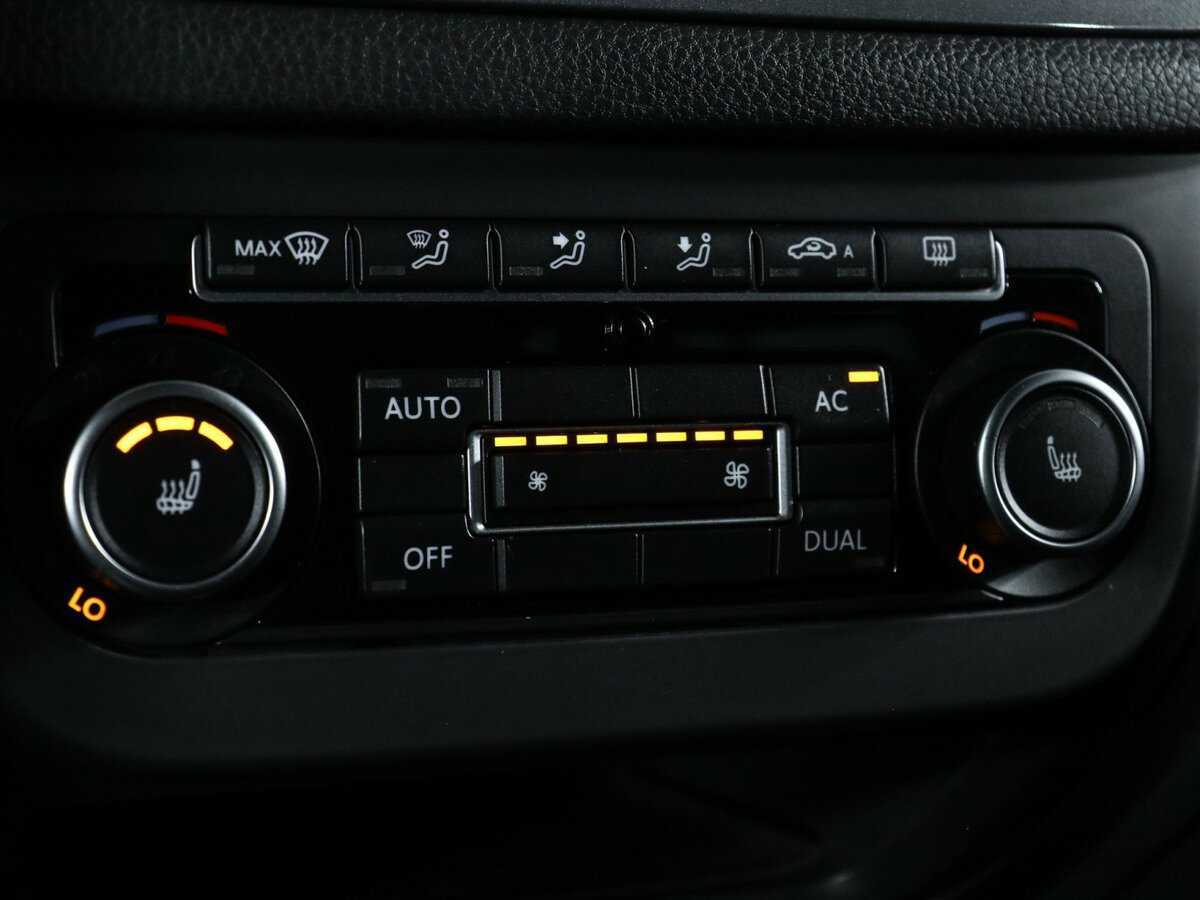 Volkswagen Tiguan б/у, 2012, Автоматическая. Фото: #16