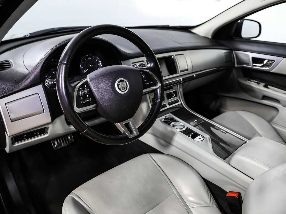 Jaguar XF б/у, 2013, Автоматическая. Фото: #11