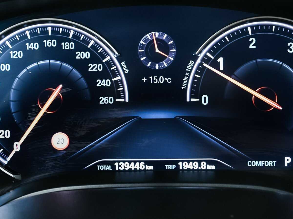 БМВ 5 серии б/у, 2017, Автоматическая. Фото: #9