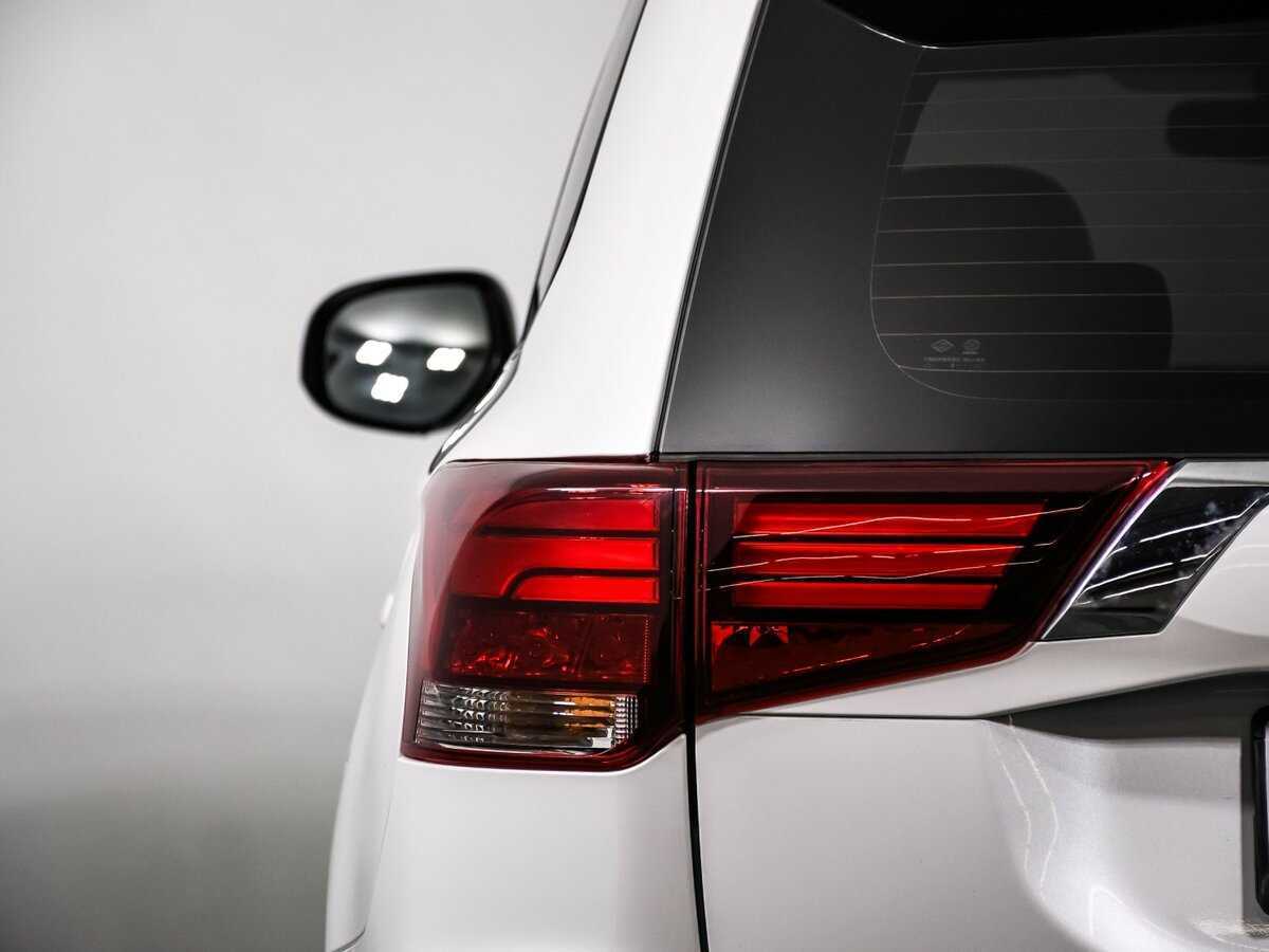 Митсубиши Оутлэндер б/у, 2022, Вариатор. Фото: #16