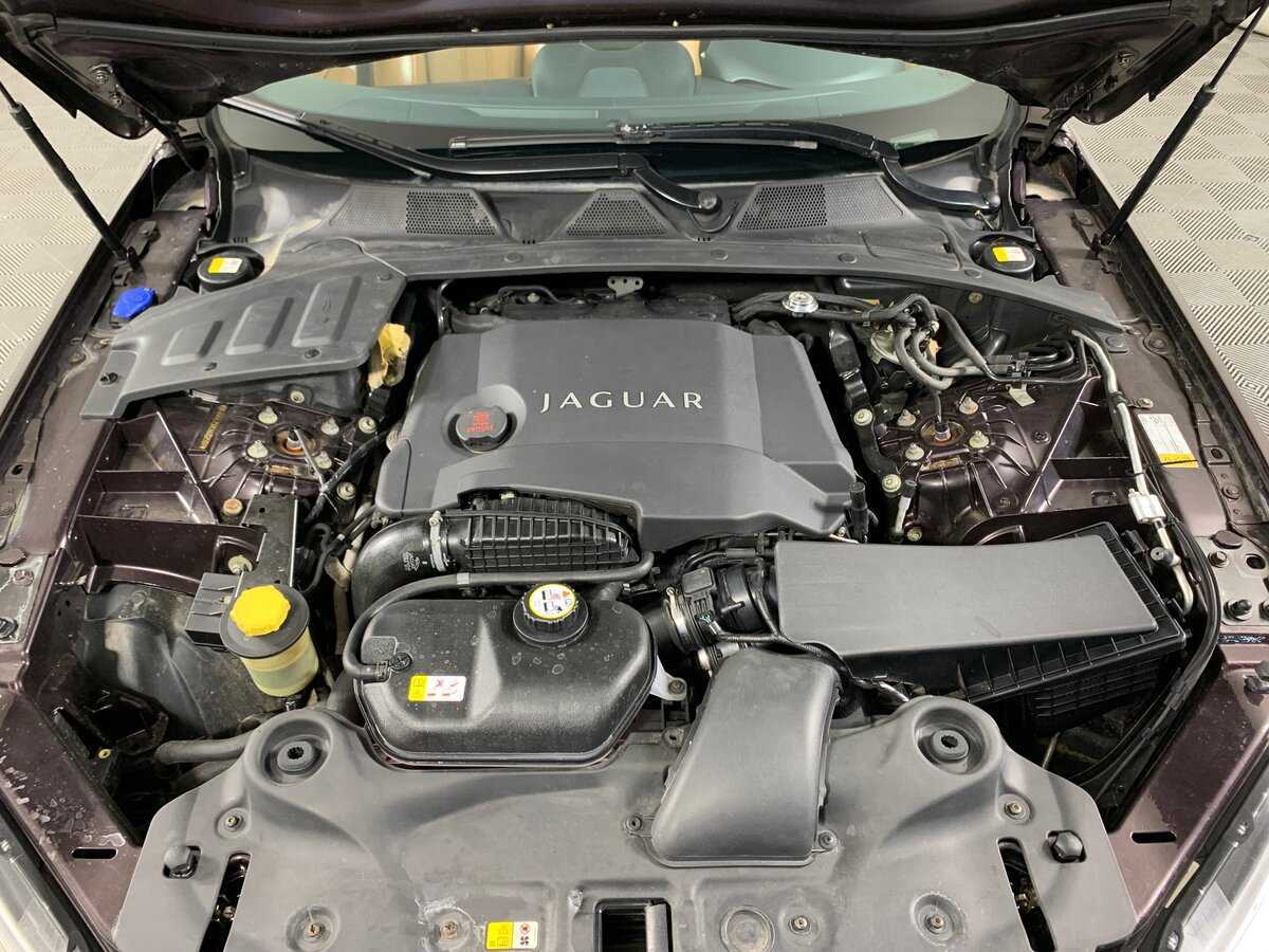 Jaguar XJ б/у, 2012, Автоматическая. Фото: #10