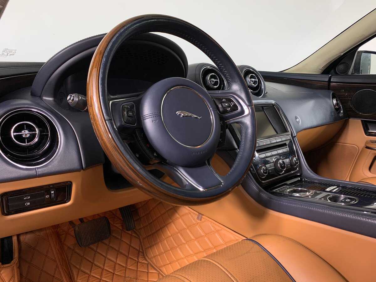 Jaguar XJ б/у, 2012, Автоматическая. Фото: #11