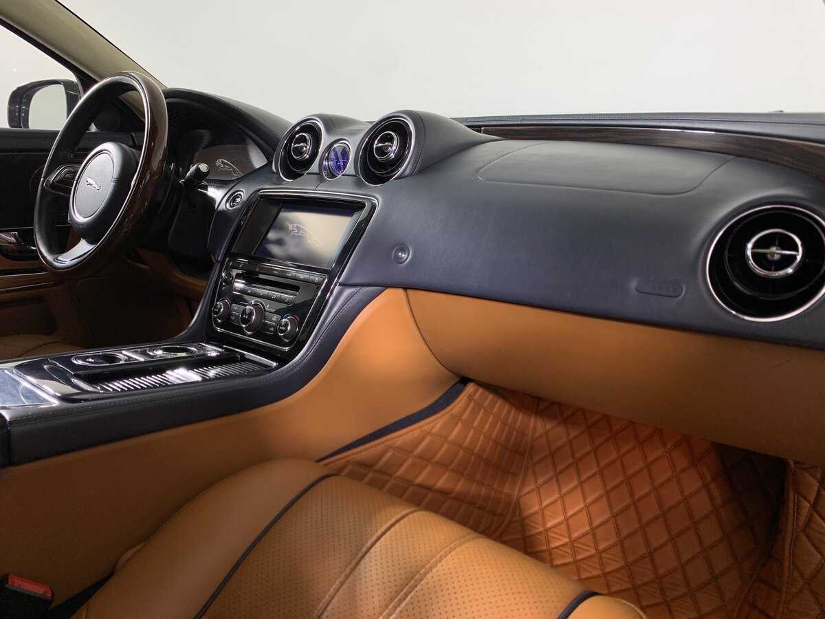 Jaguar XJ б/у, 2012, Автоматическая. Фото: #13