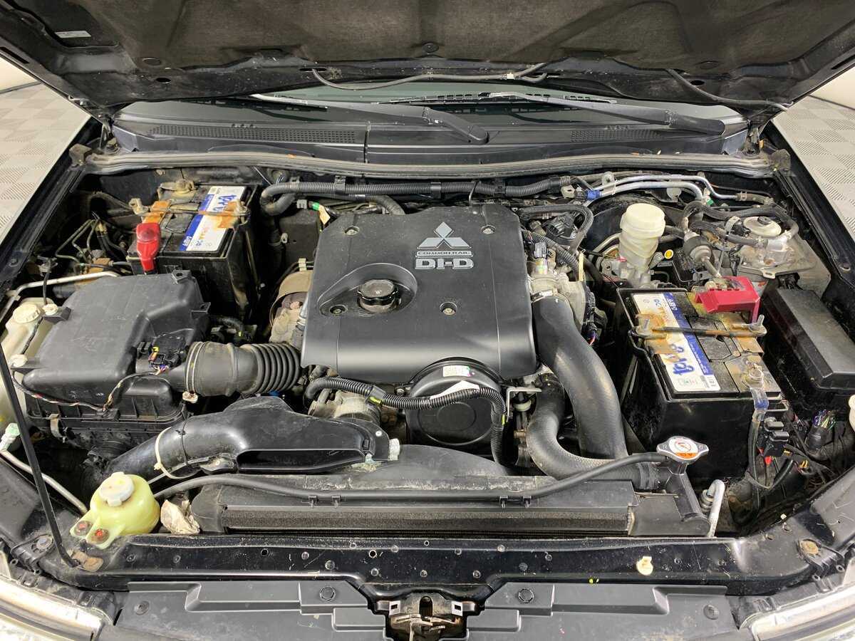 Митсубиши Паджеро Спорт б/у, 2014, Механическая. Фото: #10