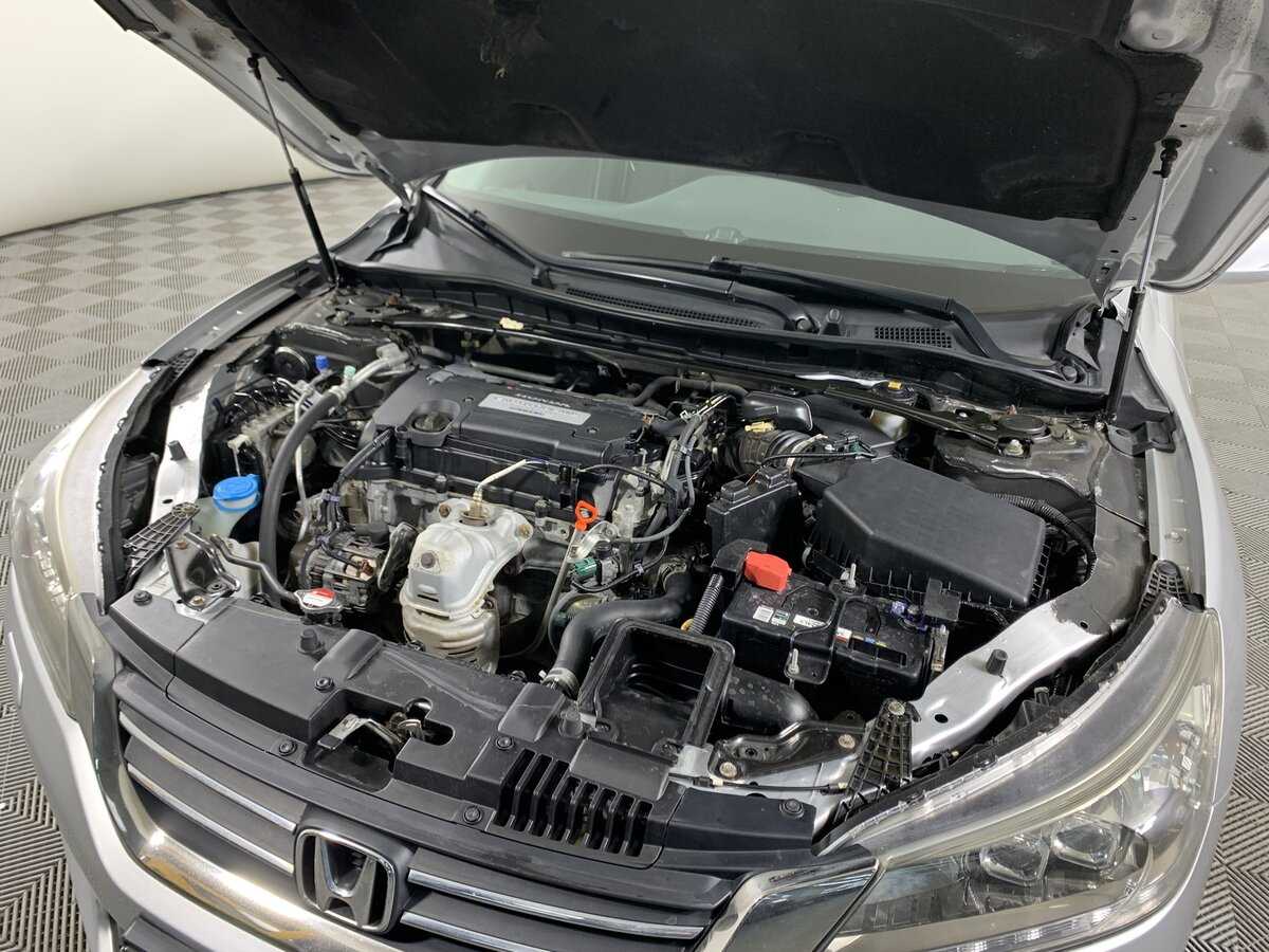 Хонда Аккорд б/у, 2013, Автоматическая. Фото: #8