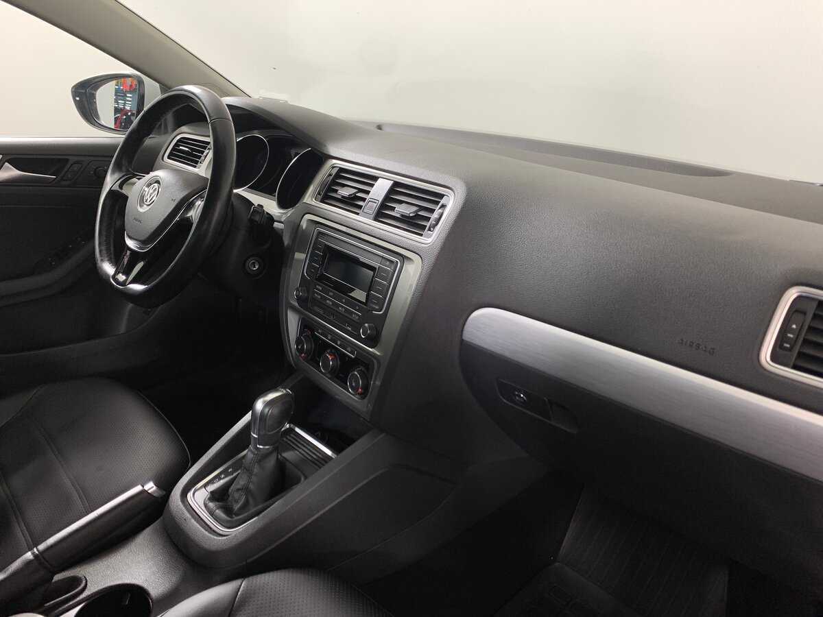 Volkswagen Jetta б/у, 2017, Роботизированная. Фото: #12