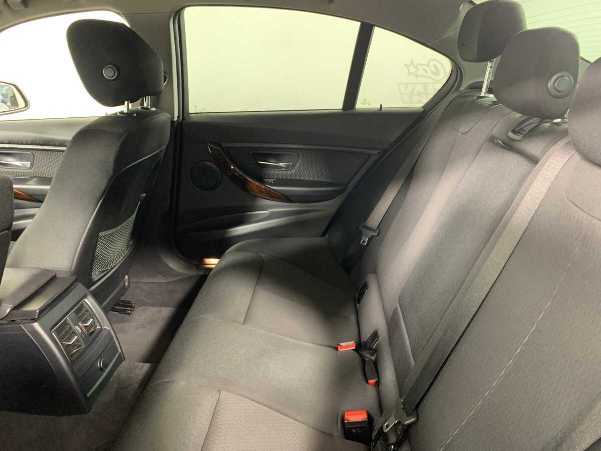 БМВ 3 серии б/у, 2017, Автоматическая. Фото: #15