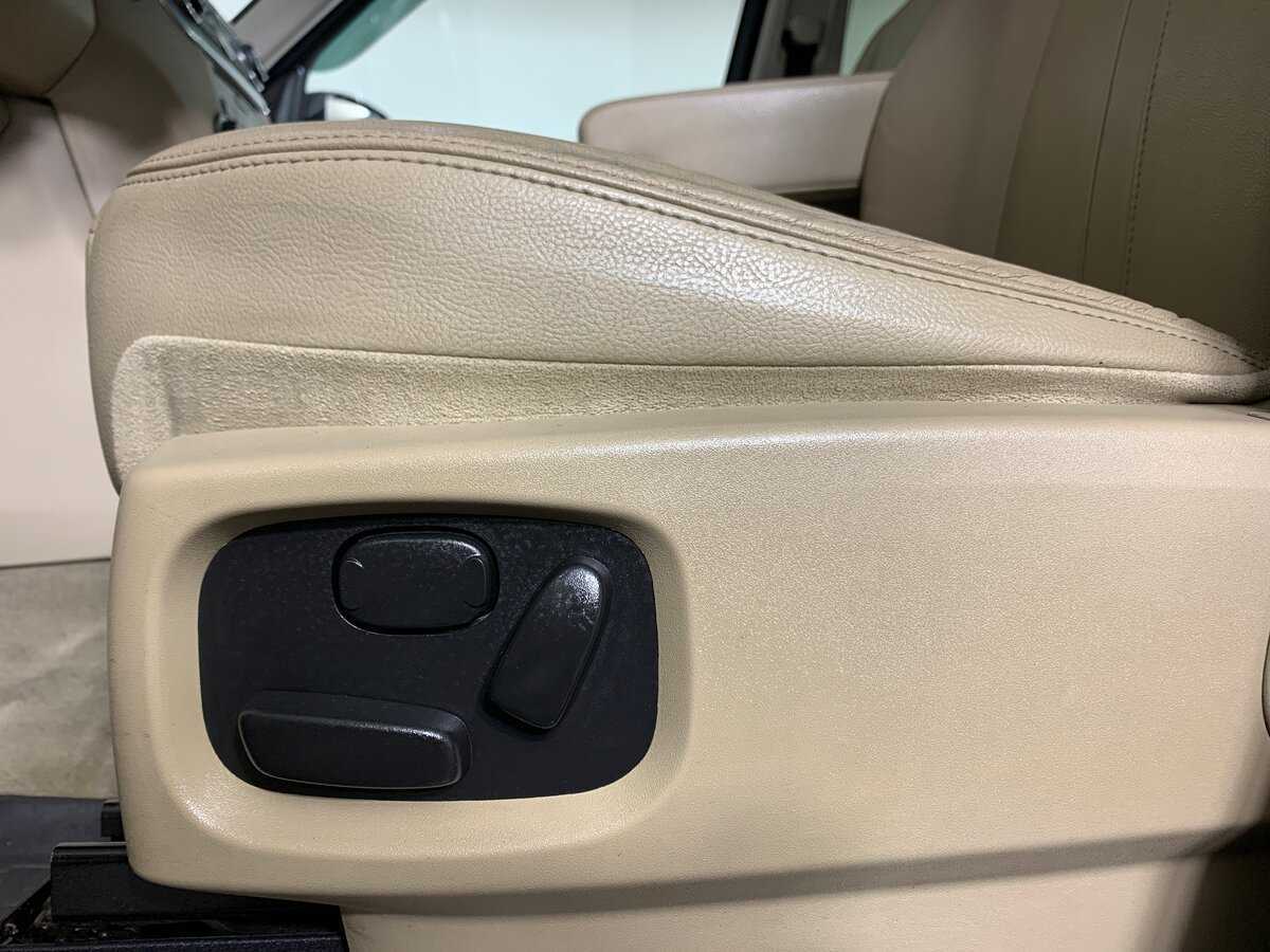 Лэнд Ровер Дискавери б/у, 2012, Автоматическая. Фото: #16