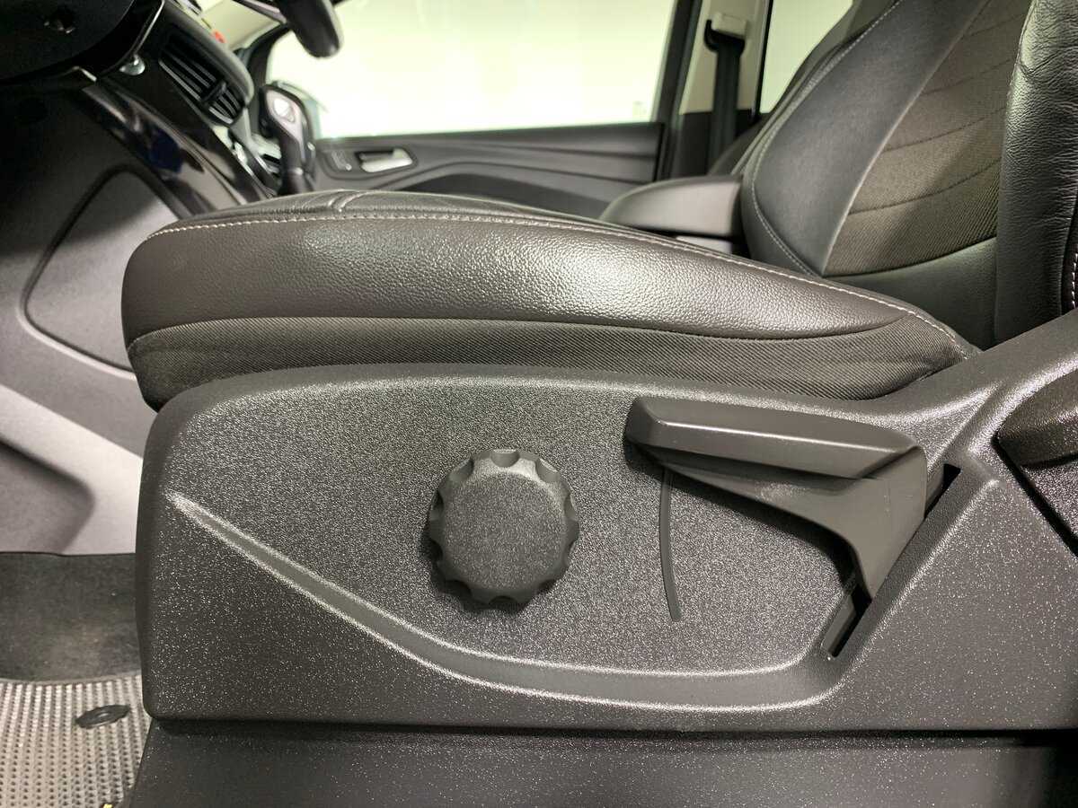 Форд Куга б/у, 2016, Автоматическая. Фото: #16