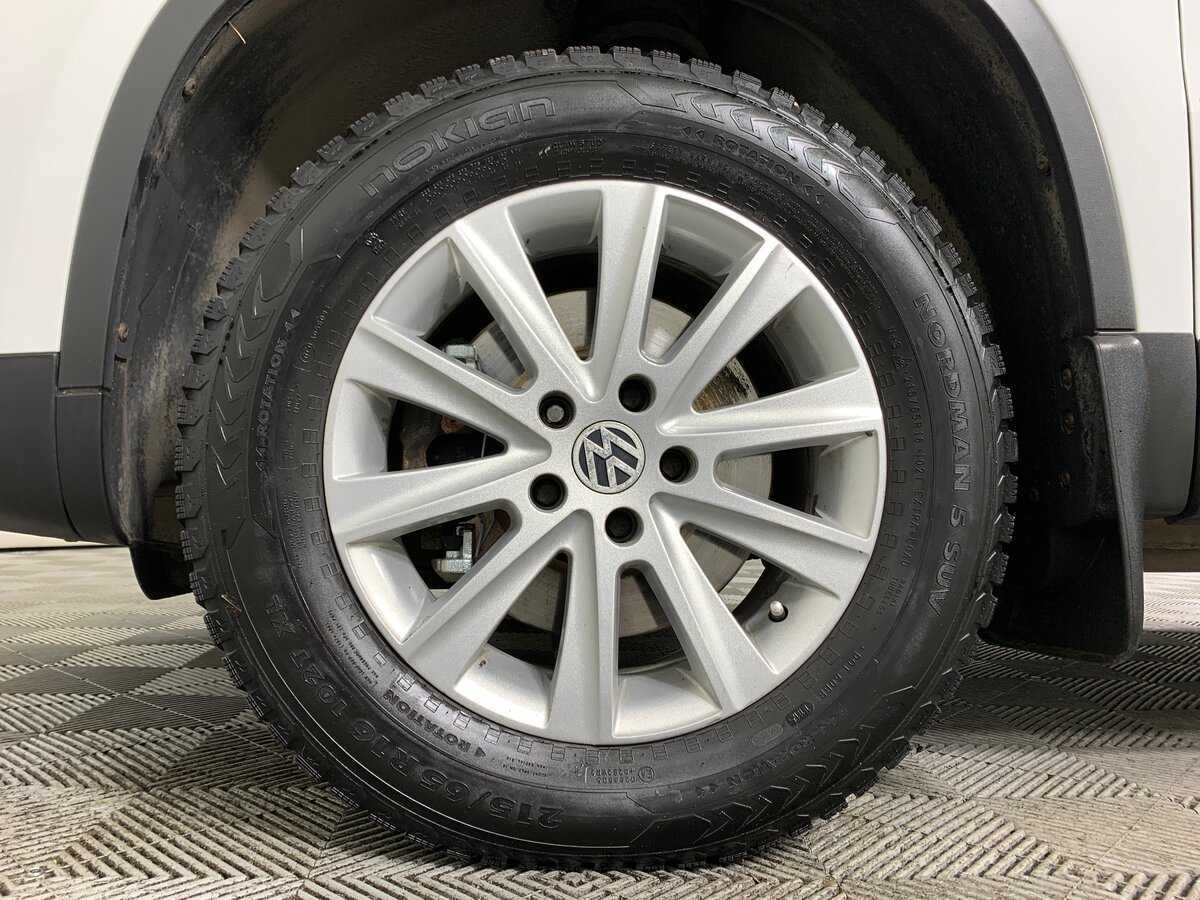 Volkswagen Tiguan б/у, 2015, Автоматическая. Фото: #8
