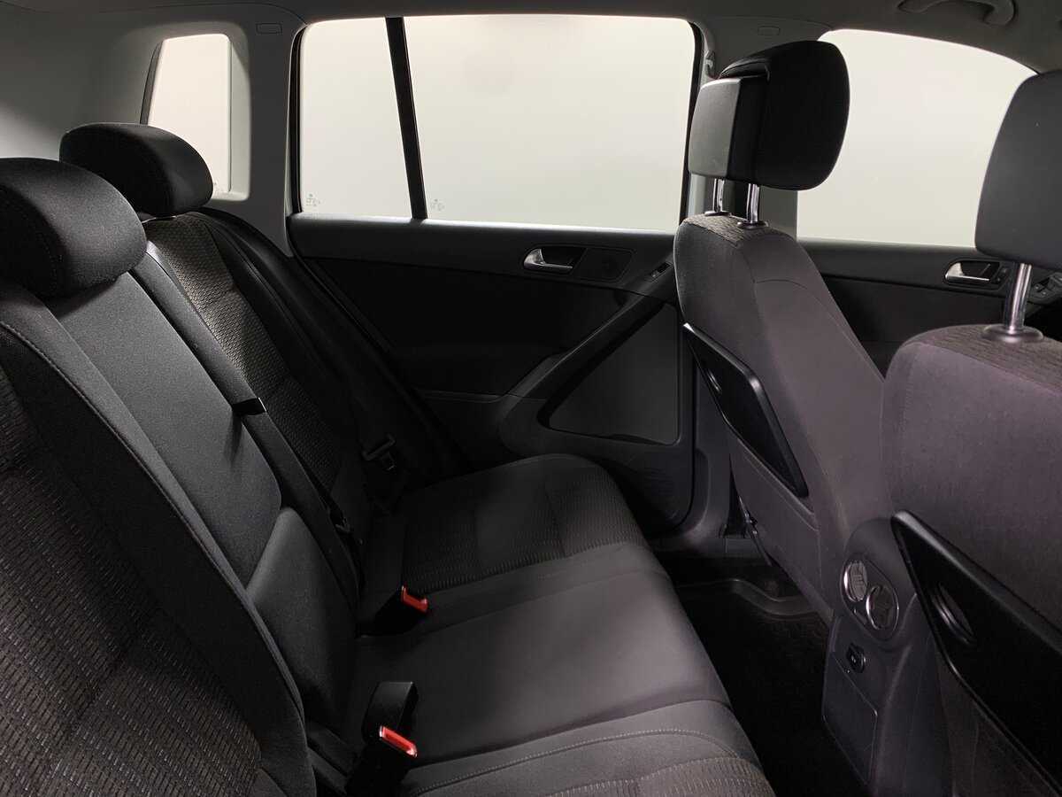 Volkswagen Tiguan б/у, 2015, Автоматическая. Фото: #17