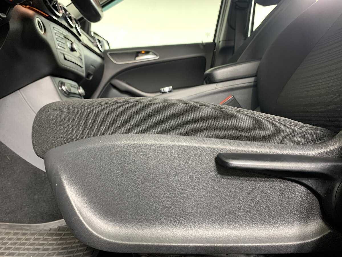 Mercedes-Benz B-Класс б/у, 2014, Роботизированная. Фото: #16