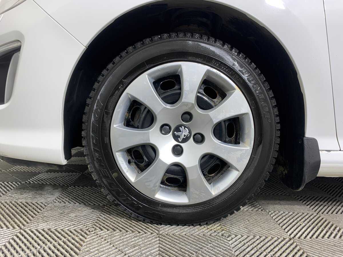 Пежо 308 б/у, 2012, Автоматическая. Фото: #8