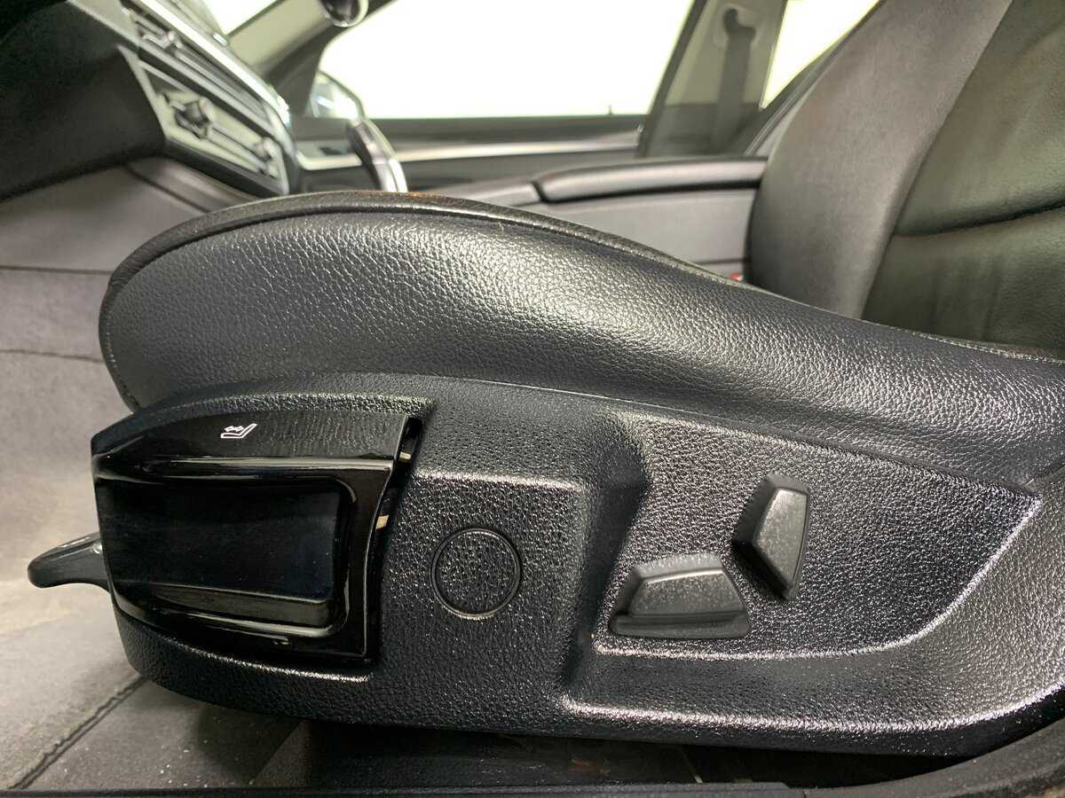 БМВ 5 серии б/у, 2012, Автоматическая. Фото: #16