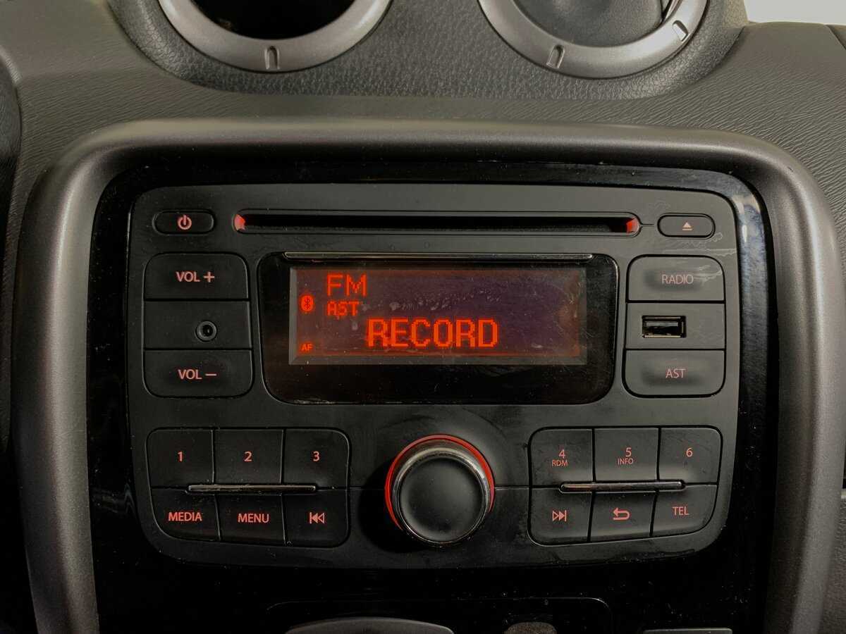 Рено Дастер б/у, 2012, Механическая. Фото: #14